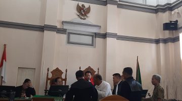 Saksi Dugaan Kasus Korupsi Eks Bupati Samosir, Menangis Minta Keadilan !!!